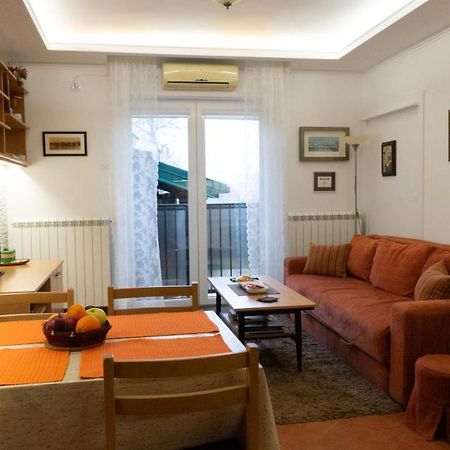 Apartment Akacija Gardens Belgrad Exterior foto
