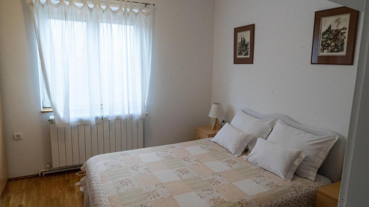 Apartment Akacija Gardens Belgrad Exterior foto